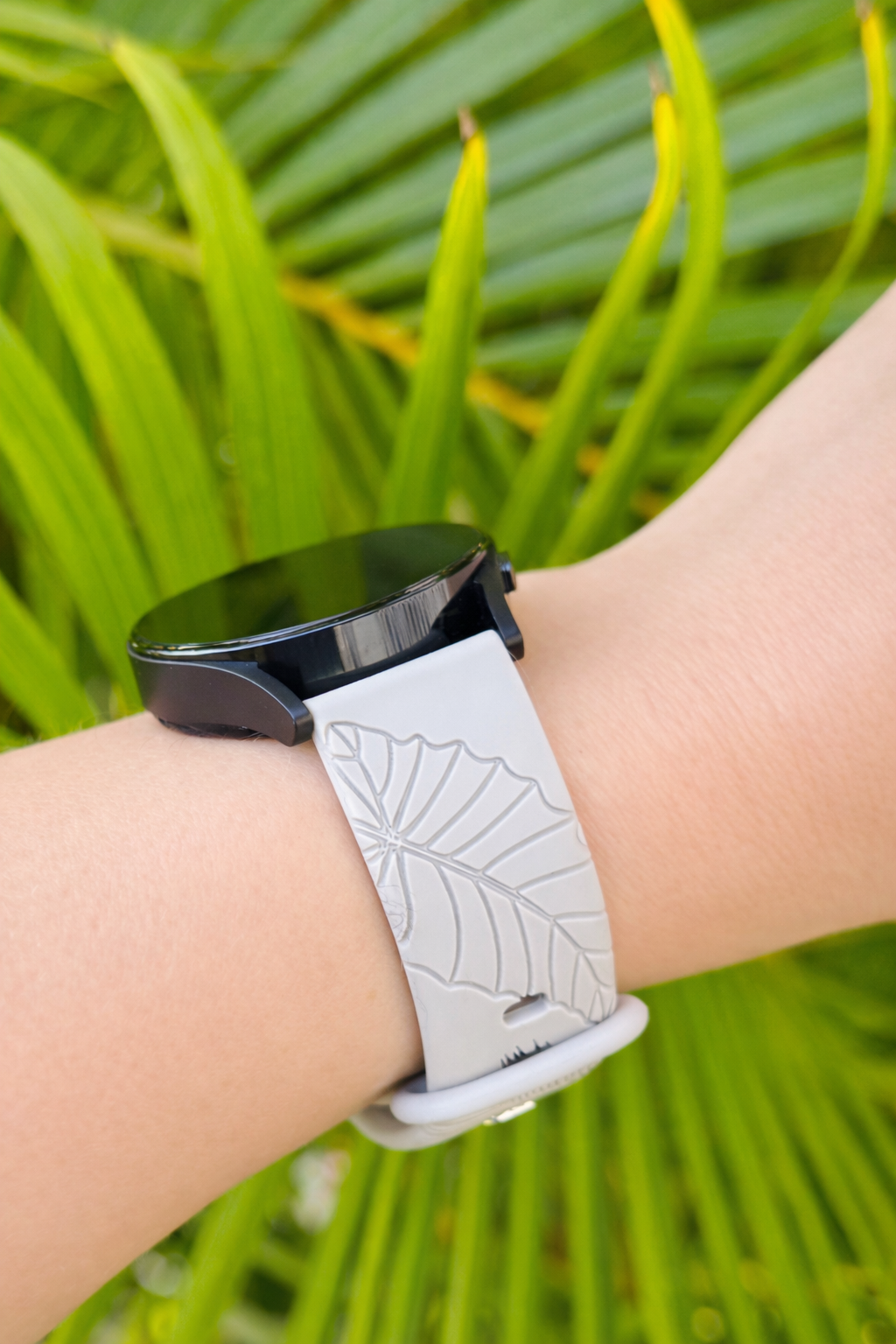 Champagne Tropical Engraved Design Standard Size - Universal Band - 20MM
